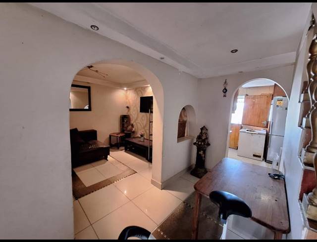 3 BEDROOM HOUSE FOR SALE IN EASTBURY